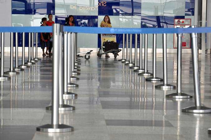  Frekuensi Penerbangan di Kualanamu Turun 20 Persen