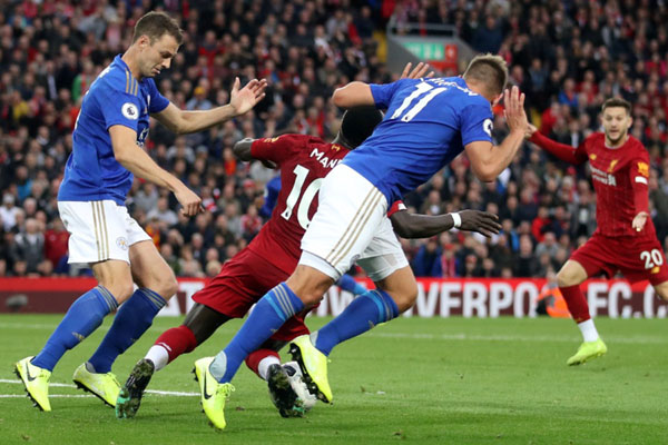  Hasil Lengkap Liga Inggris, Penalti Kontroversial Jaga Kesempurnaan Liverpool