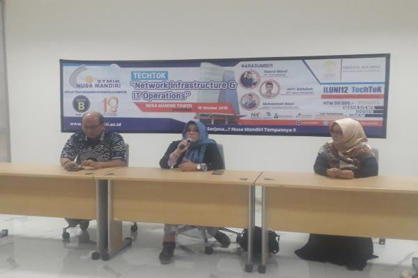  STMIK Nusa Mandiri dan Iluni 12 Berupaya Atasi Gap Kampus dengan Dunia Industri