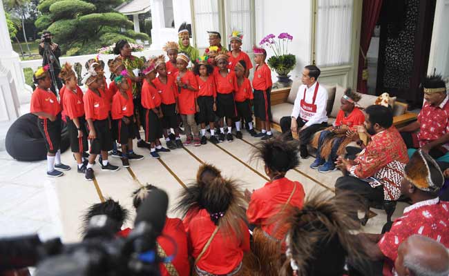  Kunjungan Anak-anak Papua