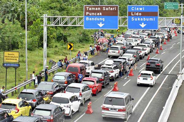  Sistem 2-1 Tidak Otomatis Selesaikan Kemacetan Jalur Puncak