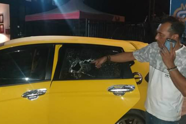  Kaca Mobil Politisi Golkar Bantul Ini Pecah Dilempari Batu