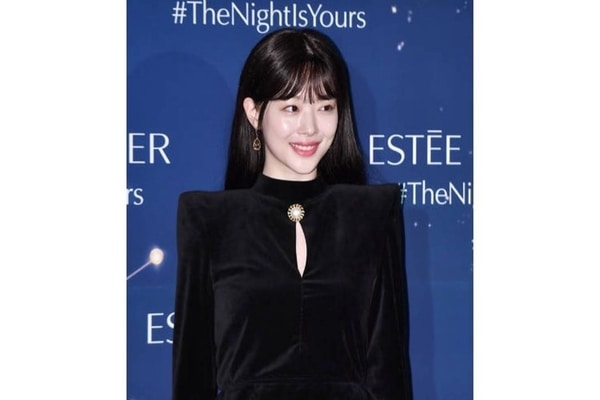  Artis Korea Sulli Mantan Anggota f(x) Ditemukan Meninggal Dunia