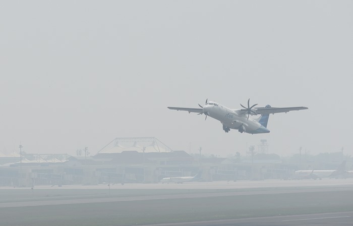 28 Penerbangan Bandara SMB II Palembang Terganggu Kabut Asap Tebal