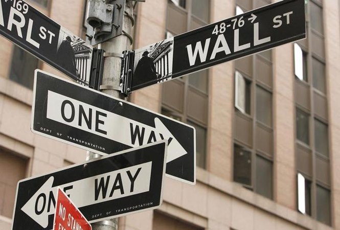  Penjualan Ritel AS Berkontraksi, Wall Street Terkoreksi