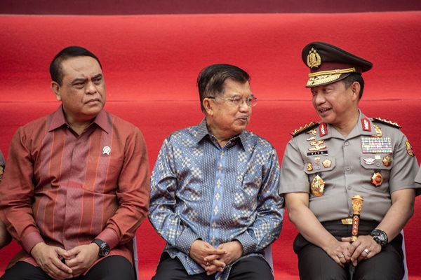  Pulang dari Pelantikan Jokowi-Ma\'ruf Amin, JK Justru Dikawal Jenderal