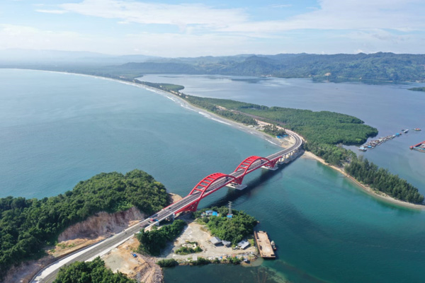  Jembatan Youtefa Persingkat Waktu Tempuh Jayapura ke PLBN Skouw