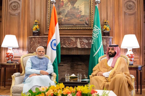  Arab Saudi akan Investasi Industri Hilir Migas di India