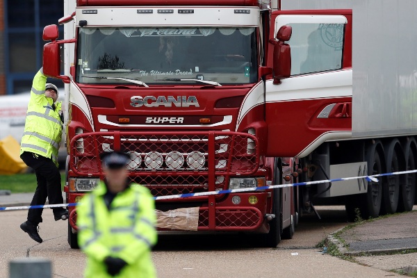  Polisi Belgia Temukan 12 Migran di Dalam Truk Berpendingin Pengangkut Buah