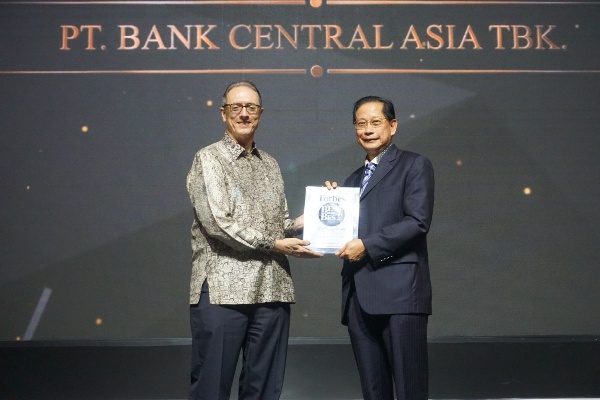  BCA Raih Penghargaan ‘Best of The Best Awards’ 2019 dari Forbes Indonesia