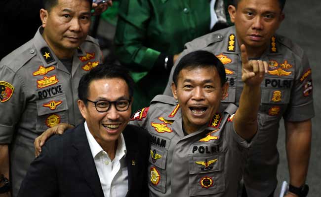  DPR Tetapkan Komjen Idham Azis Sebagai Kapolri