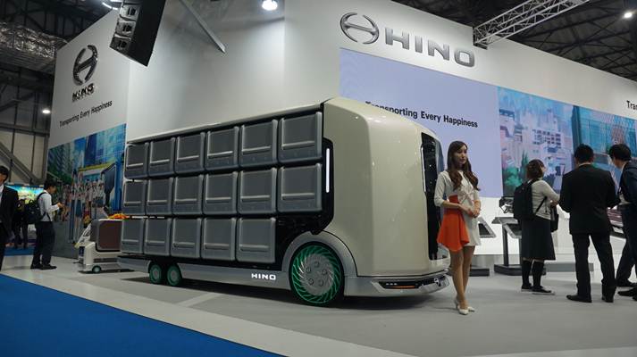  Inilah FlatFormer Hino, Mobil Konsep untuk Mendukung Mobilitas