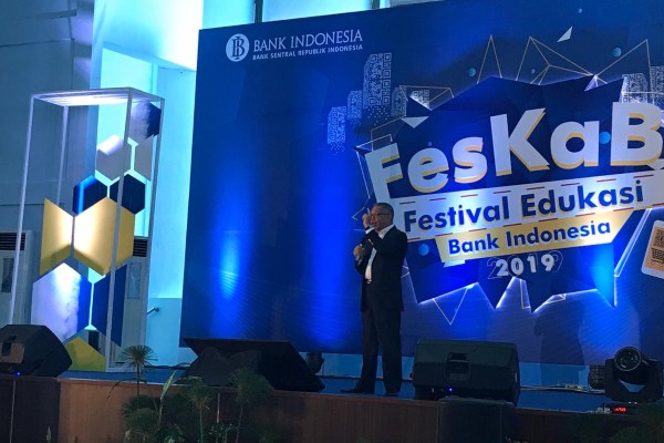  BI Sosialisasi Kebijakan ke Ribuan Mahasiswa Universitas Negeri Manado