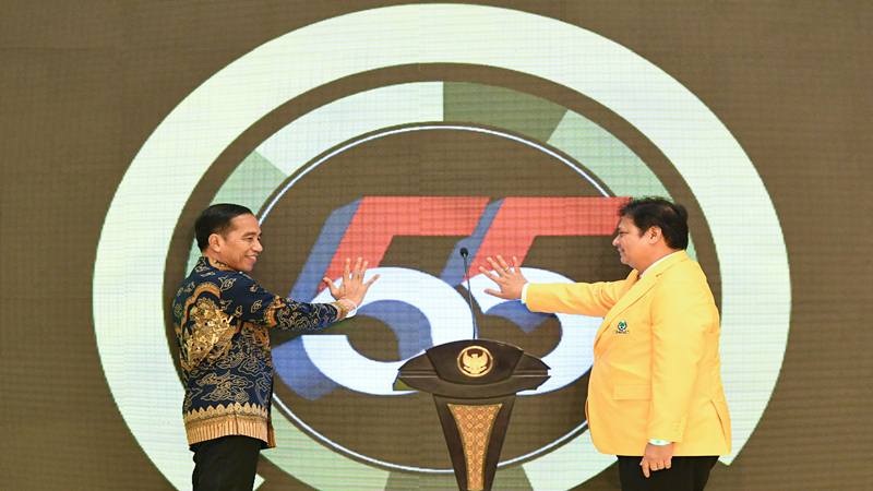  Ketum Golkar Airlangga Jangan Terbuai Pujian Jokowi