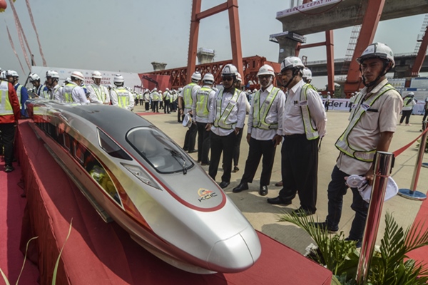  Hore , Akan Ada Kereta Rel Diesel dari Stasiun Tegalluar ke Kota Bandung