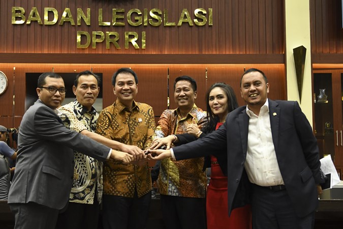  DPR: Perlu Tinjauan Ulang Regulasi Perdagangan