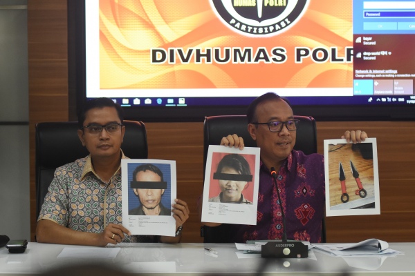  Densus 88 Investigasi Bom Bunuh Diri di Polrestabes Medan