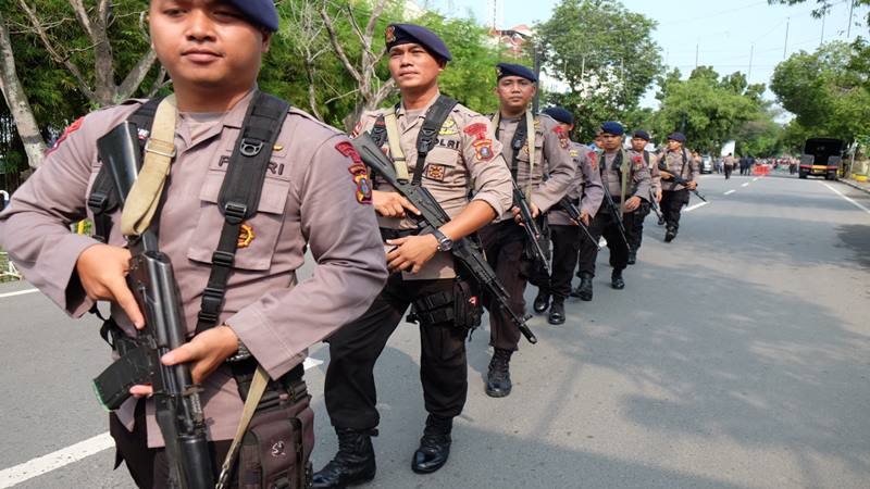  Foto-foto Situasi Polrestabes Medan Pascabom Bunuh Diri