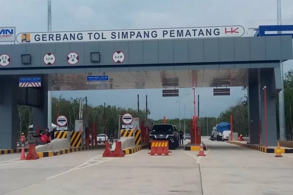  Hari Ini, Jokowi Resmikan Jalan Tol Terpanjang di Indonesia