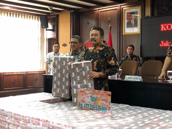  Uang Eksekusi Kokos Leo Lim Senilai Rp477 Miliar Tak Muat di Ruang Utama Kejaksaan Agung