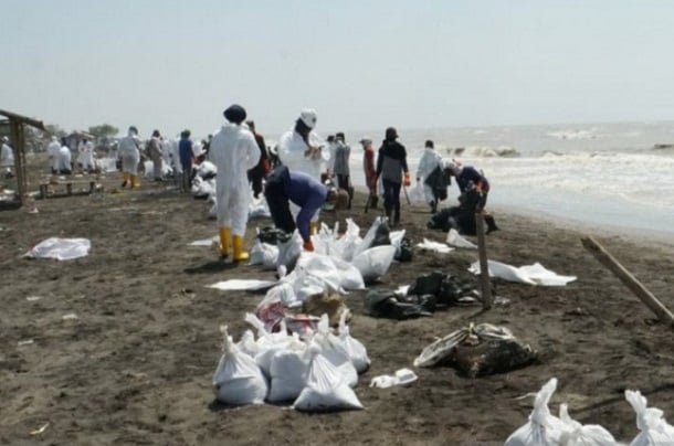  Perairan Laut Karawang Kembali Tercemar Limbah Minyak Mentah