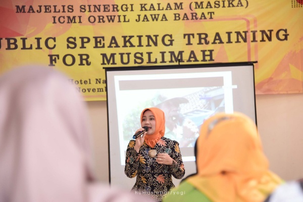  Tips Jadi Public Speaker dari Atalia Ridwan Kamil