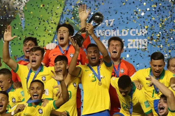 Brasil juara Piala Dunia U-17 2019/Reuters-Sergio Moraes