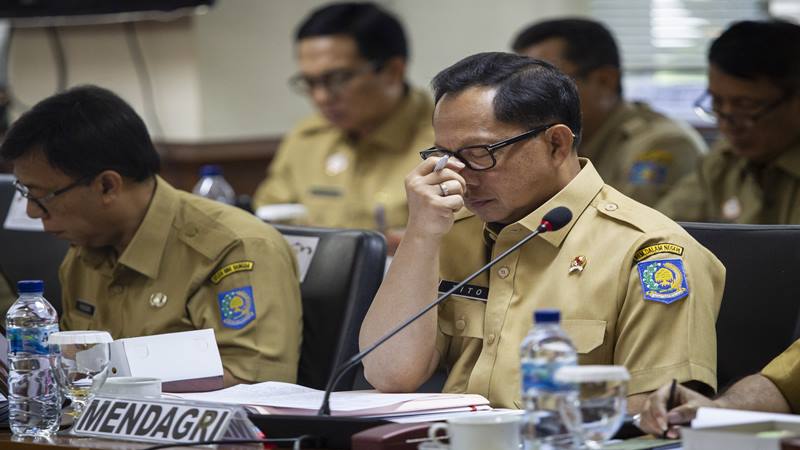  Tito Karnavian: Calon Bupati Bayar Rp30 M, Penghasilan Rp12 M