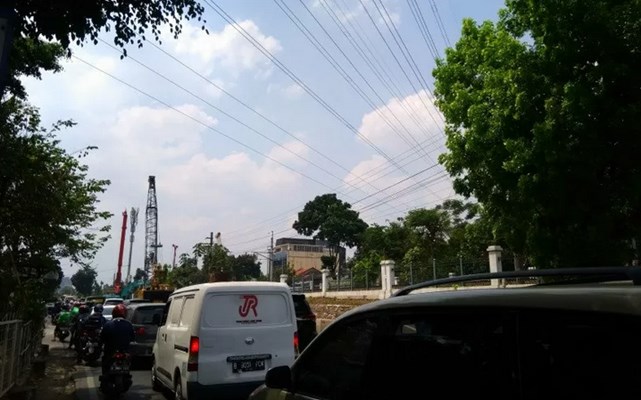  Pembangunan Flyover Lenteng Agung Mencapai 13 Bulan, Ini Komentar Pengguna Jalan