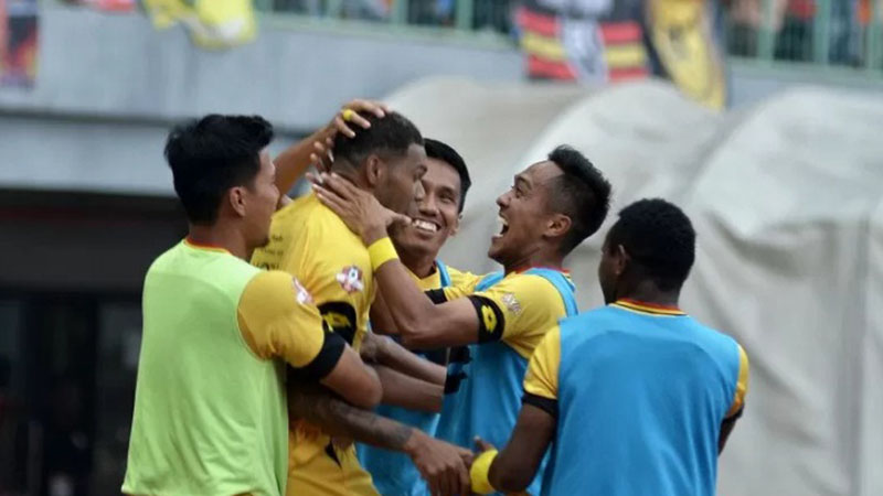  Semen Padang FC Resmi Lepas Vendry Mofu