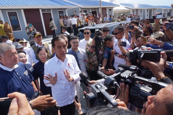 Ratas Kesehatan, Jokowi : Tak Ada Lagi Lempar Tanggung Jawab