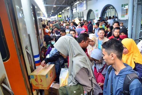  Tujuh Kereta Api Baru Beroperasi per 1 Desember