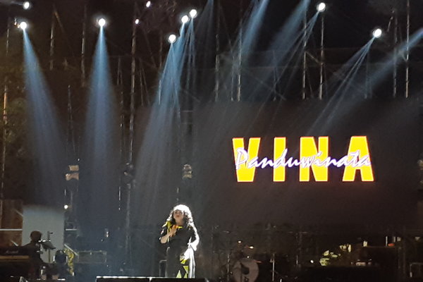  Vina Panduwinata Tampil Memukau di The 90\'s Festival Kemayoran