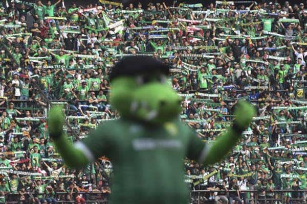  Hasil Liga 1, Persebaya Dipaksa Imbang Semen Padang