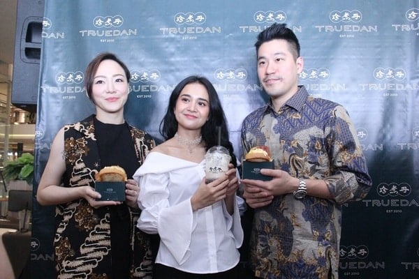  Outlet Minuman Boba dan Sandwich Truedan Rilis Outlet Pertama di Indonesia