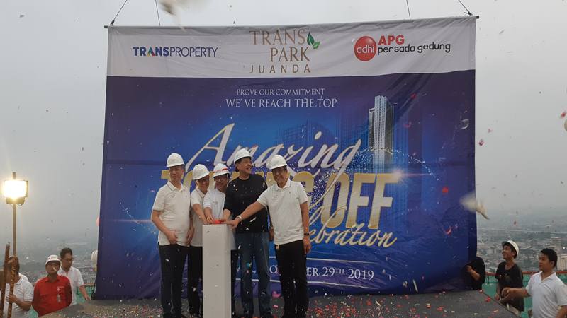  Trans Property Resmi Tutup Atap Transpark Juanda