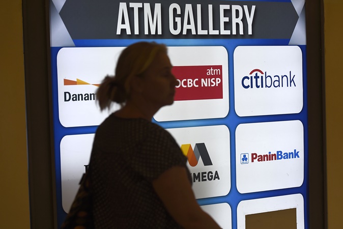  Pendapatan Komisi Bank Tumbuh Subur