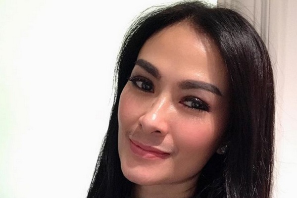  Iis Dahlia Benarkan Suaminya Pilot yang Angkut Motor Harley Davidson Selundupan