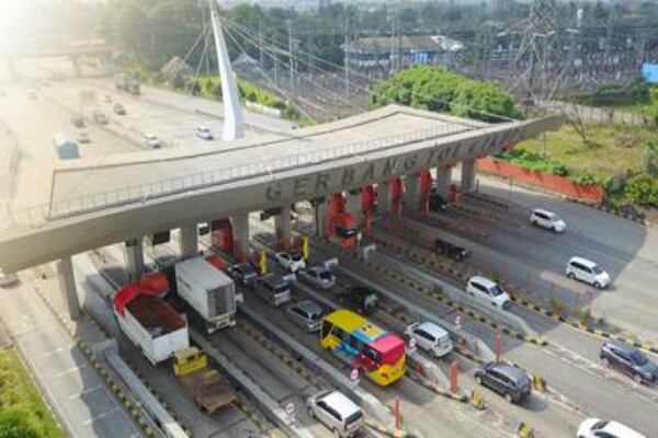  Libur Nataru, Trafik tol Tangerang-Merak Diprediksi Naik 6,97 Persen