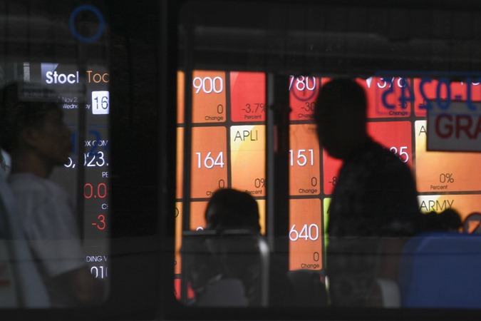  10 Saham Paling Buntung Perdagangan 11 Desember, MAMI Teranjlok Lagi
