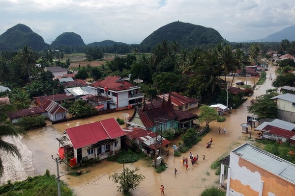  Kerugian Pertanian Akibat Banjir Limapuluh Kota Rp9 Miliar