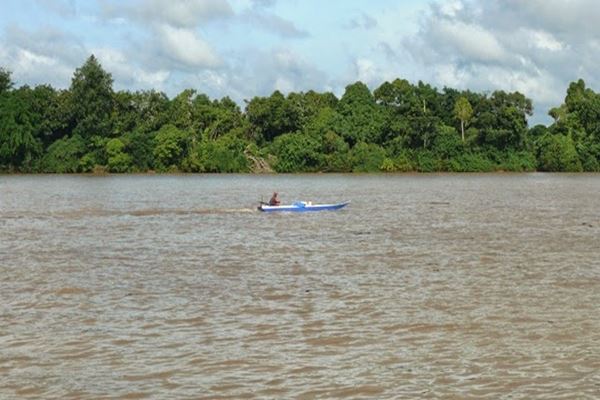  ENERGI TERBARUKAN : Memacu Kontribusi Pulau Seribu Sungai