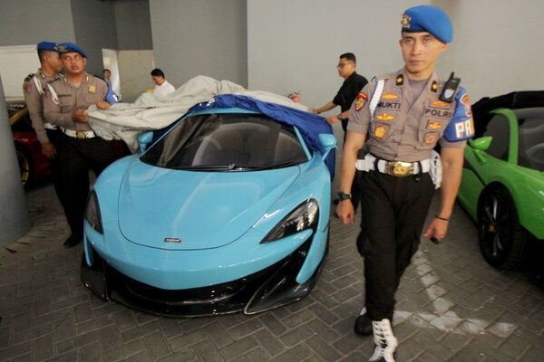  Lima Kendaraan Mewah Sitaan Polda Jatim Tak Terdaftar