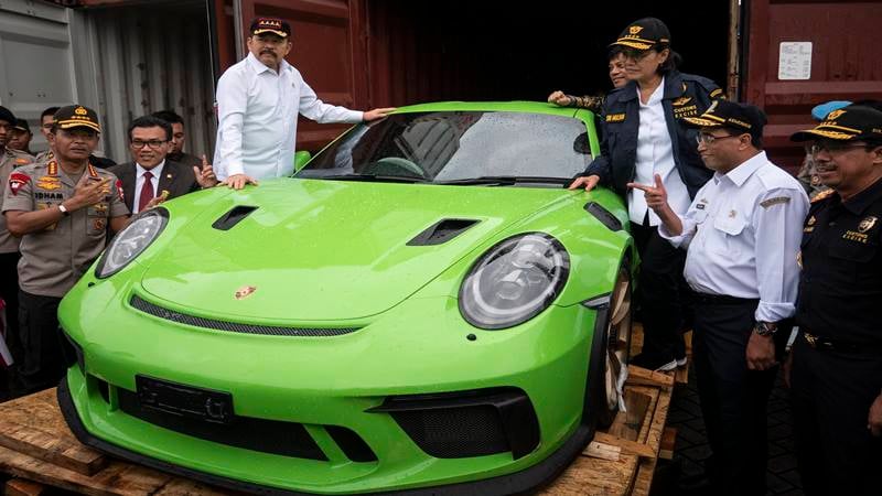  Inilah 7 Perusahaan yang Selundupkan Mobil dan Motor Mewah