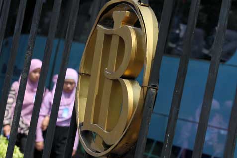  Tunggu Dampak Kebijakan Moneter, BI Diproyeksi Tahan Suku Bunga