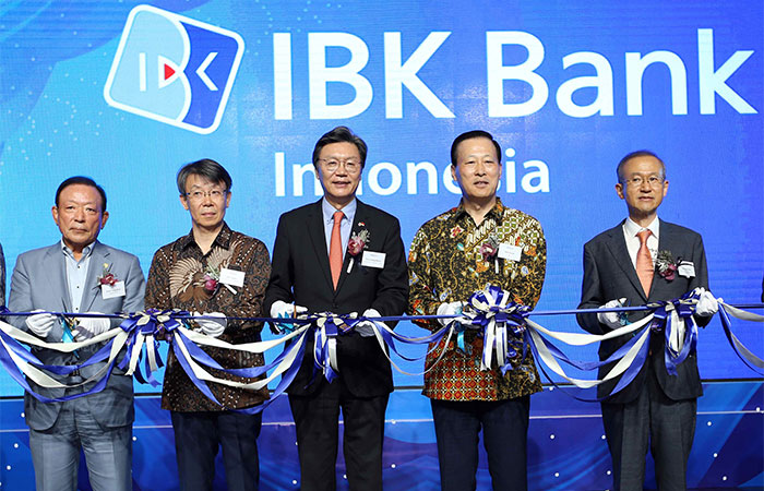  Bank IBK Indonesia Mengincar Laba Rp12 Miliar