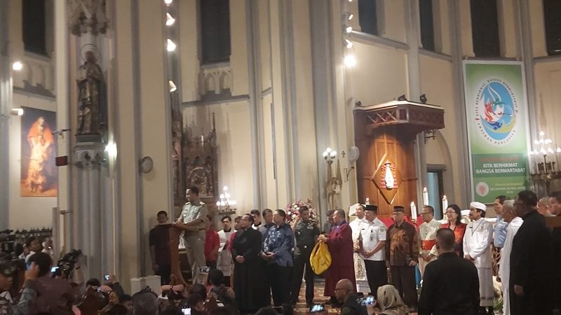  Anies Di Hadapan Jemaat Katedral: Selamat Memperingati Hari Natal