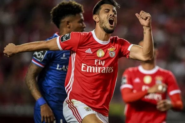  Manchester United Incar Gelandang Benfica Gedson Fernandes