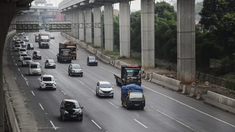  Banyak Warga ke Luar Kota, Beban Puncak Listrik Jakarta Lebih Rendah