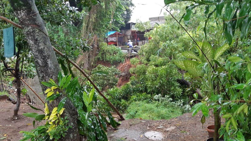  Banjir Menerjang, Waspada Longsor & Aliran Listrik!